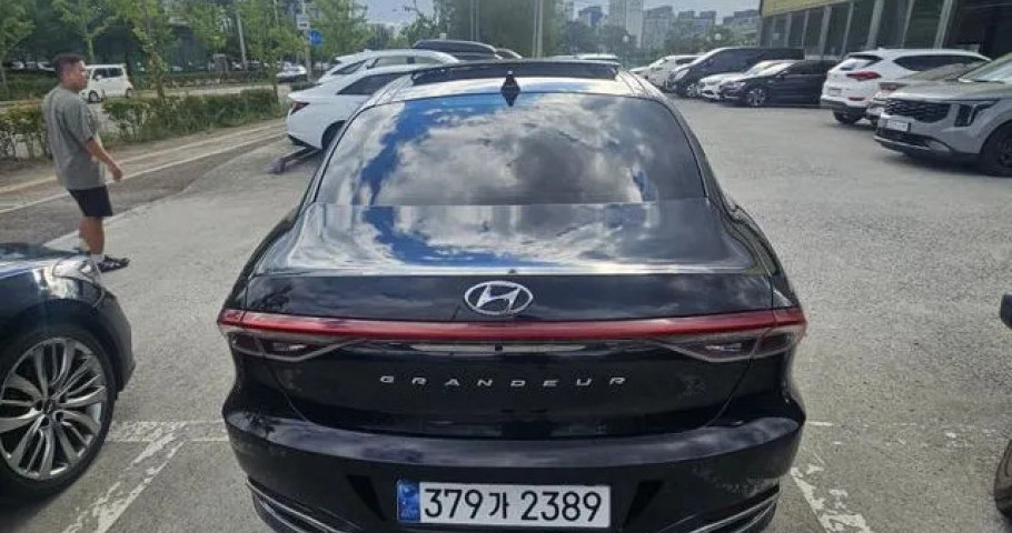 Hyundai Grandeur 