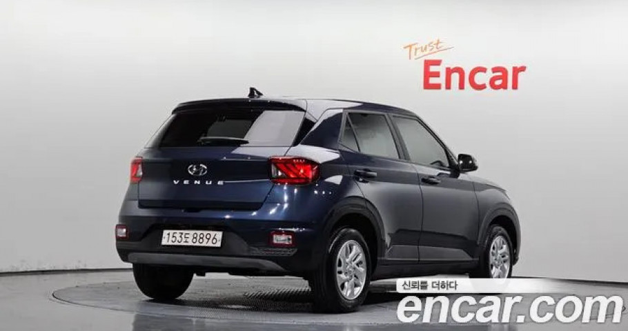 Hyundai Venue 