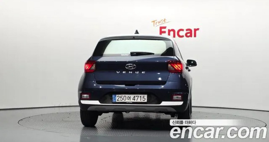 Hyundai Venue 