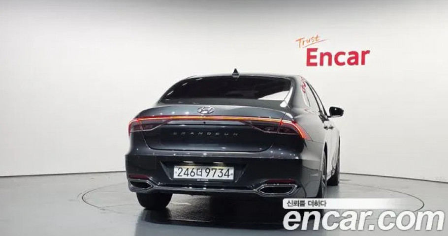Hyundai Grandeur 