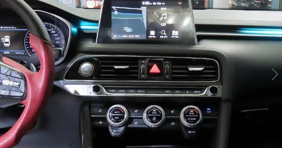 Genesis G70 