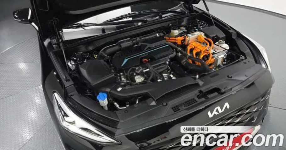 Kia K8 