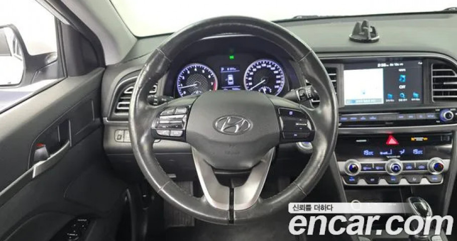Hyundai Avante (Elantra) 