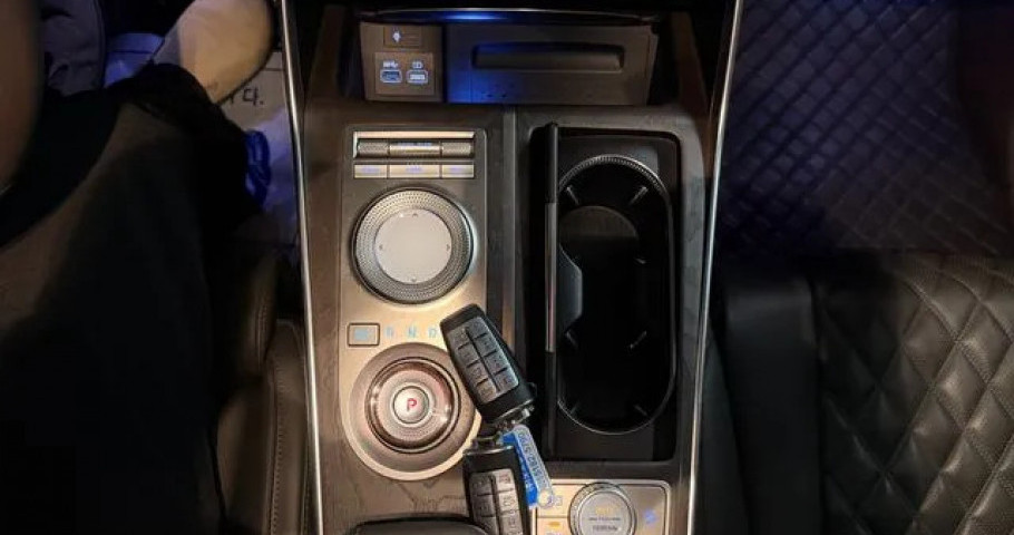 Genesis Gv80 