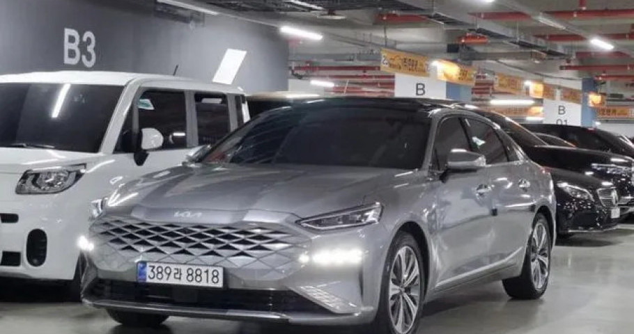 Kia K8 