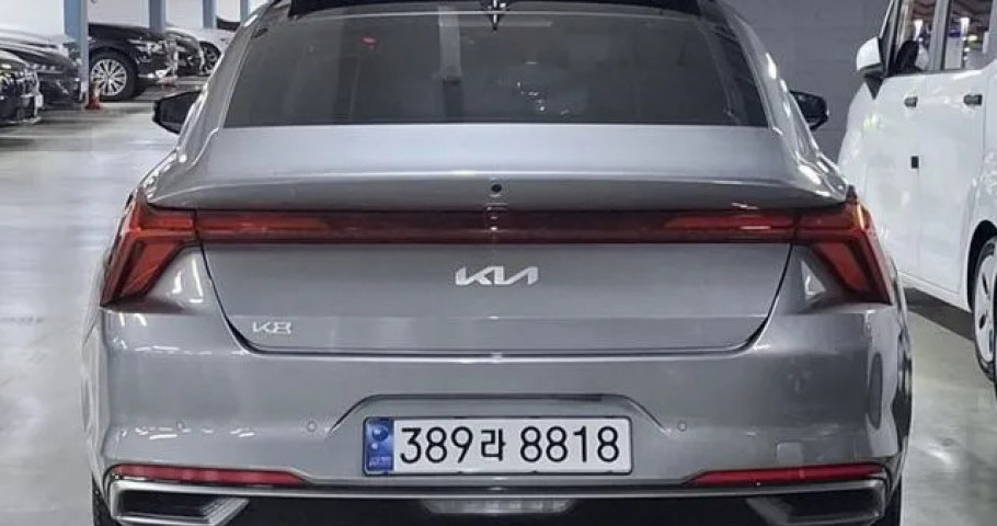 Kia K8 