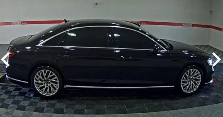 Audi A8 
