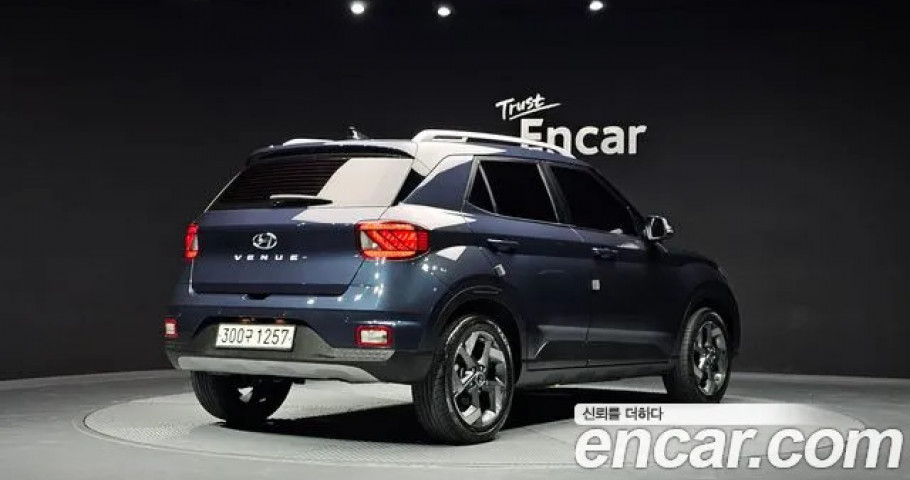 Hyundai Venue 