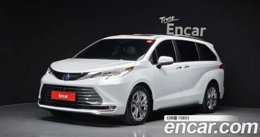 Toyota Sienna 