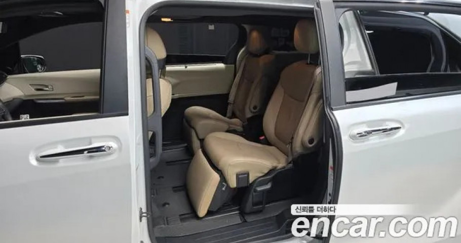 Toyota Sienna 