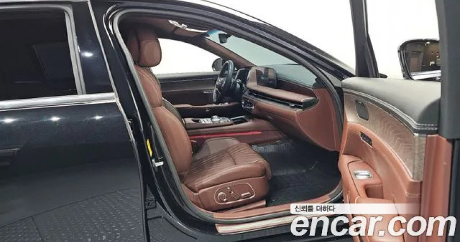 Genesis G90 