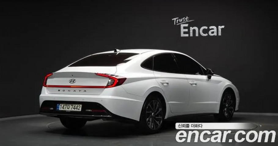 Hyundai Sonata 
