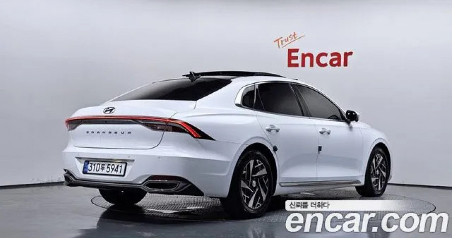 Hyundai Grandeur 