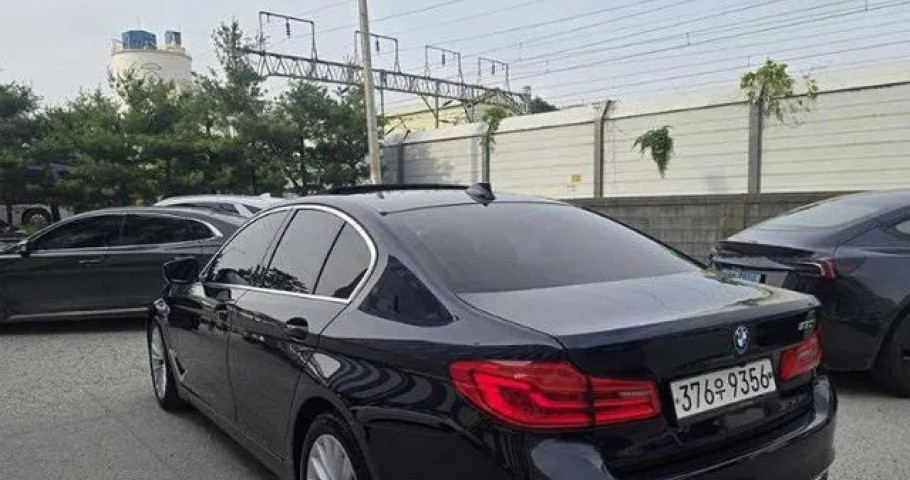 Bmw 5-Series 