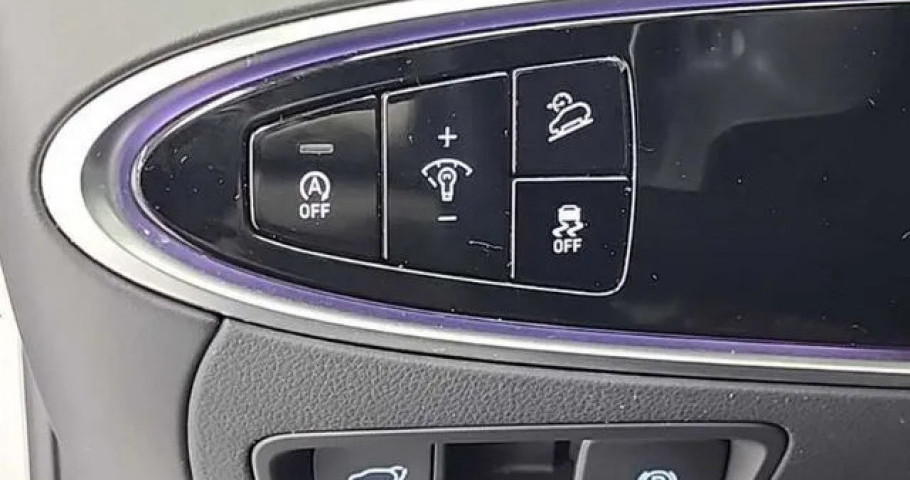 Genesis Gv70 