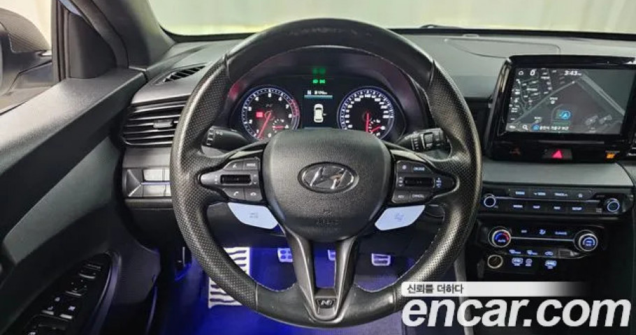 Hyundai Veloster 