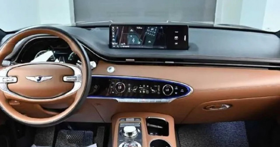 Genesis Gv70 
