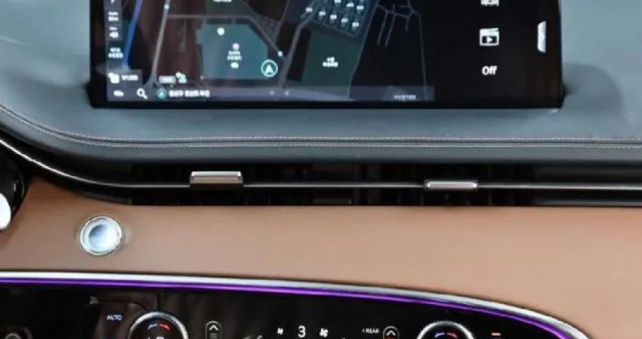 Genesis Gv70 