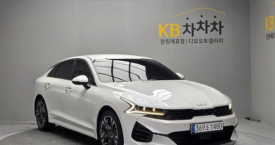 Kia K5 