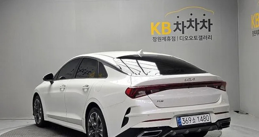 Kia K5 