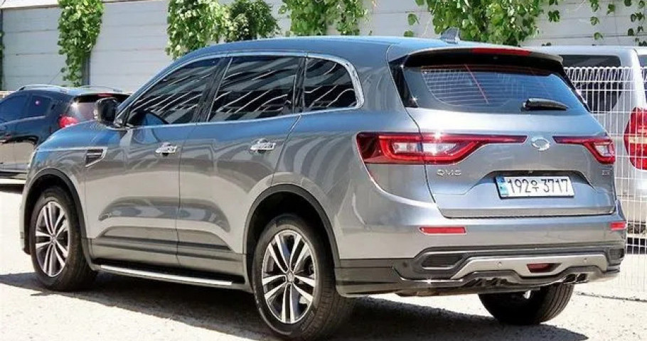 Renault Qm6 