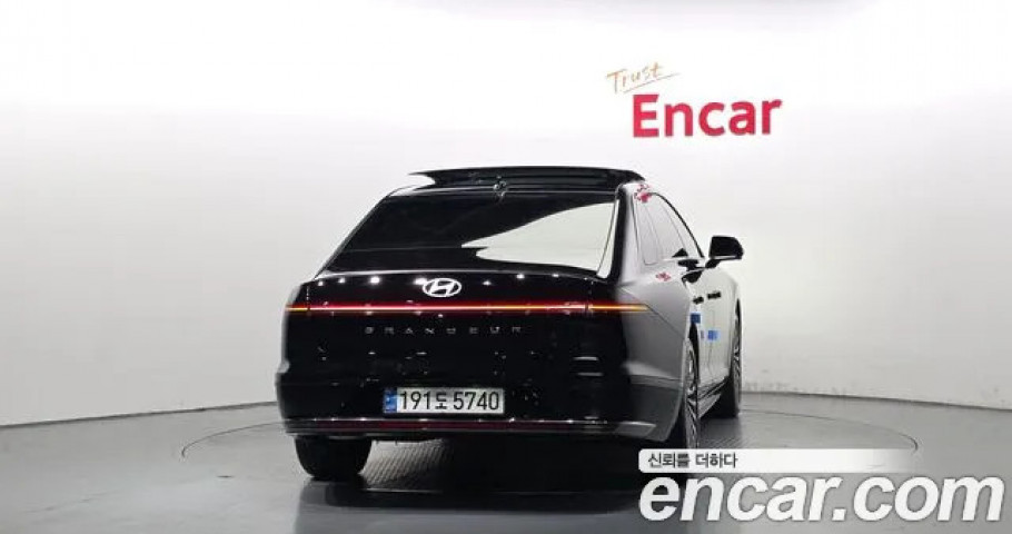 Hyundai Grandeur 