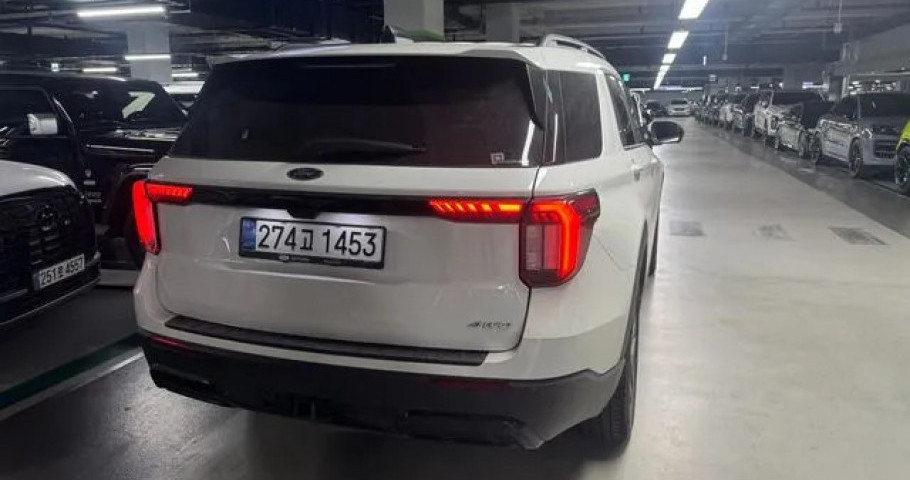Ford Explorer 