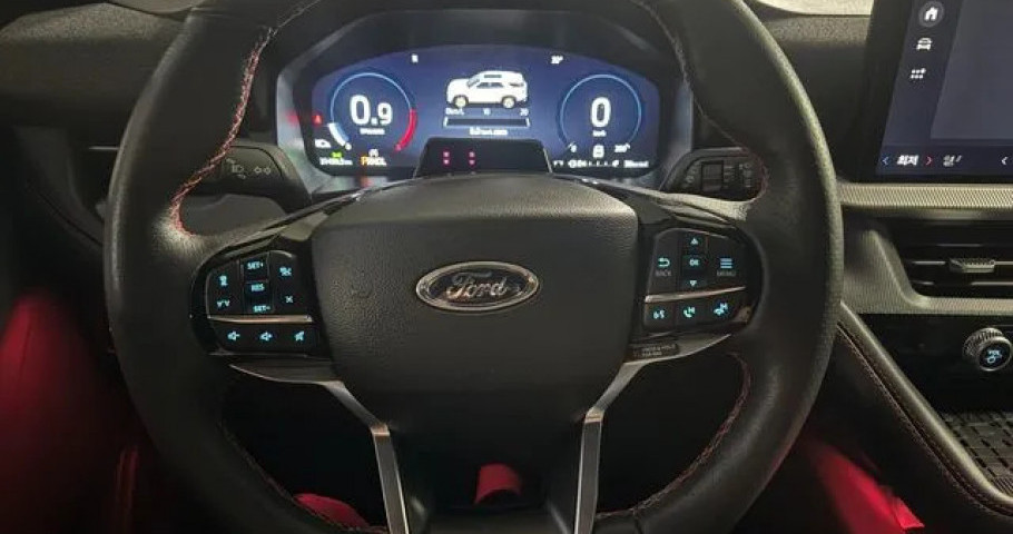 Ford Explorer 