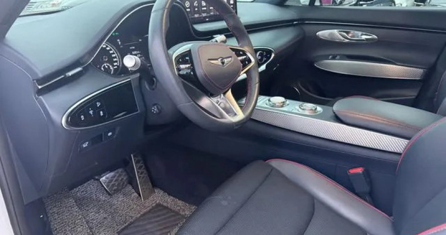 Genesis Gv70 