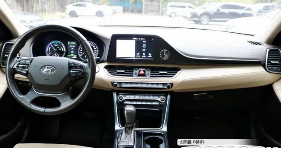Hyundai Grandeur 