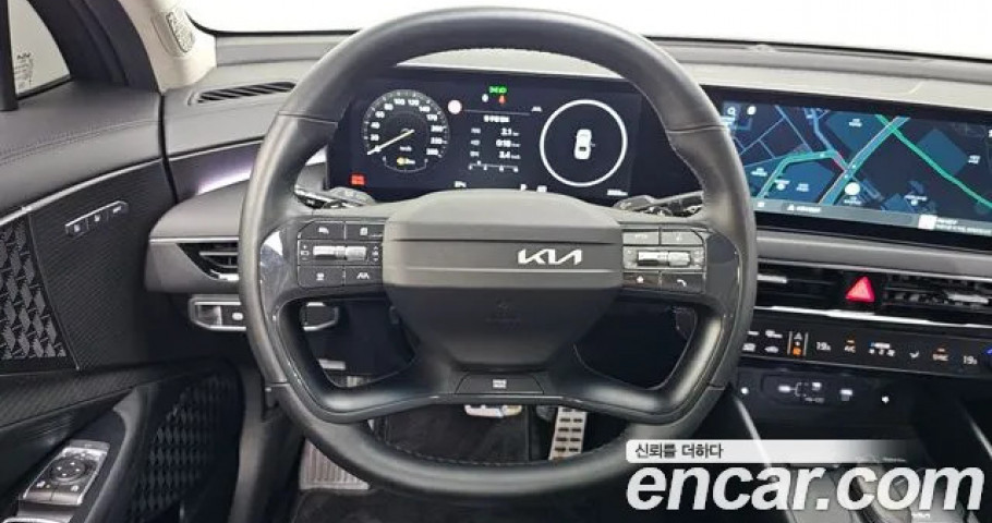 Kia K8 