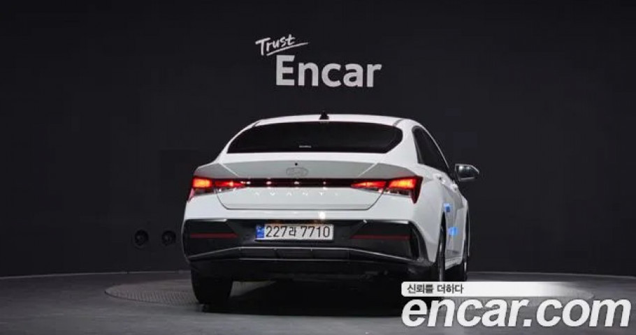 Hyundai Avante (Elantra) 