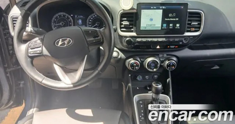 Hyundai Venue 