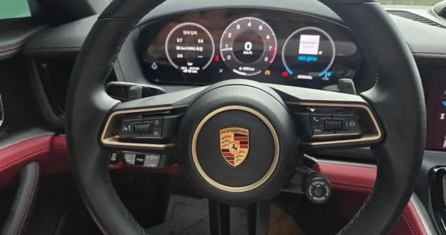 Porsche Panamera 