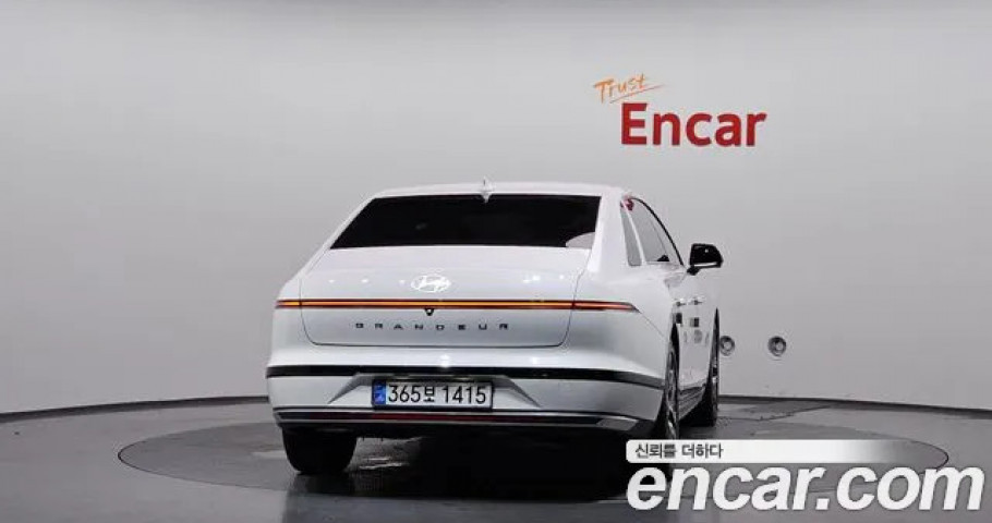 Hyundai Grandeur 