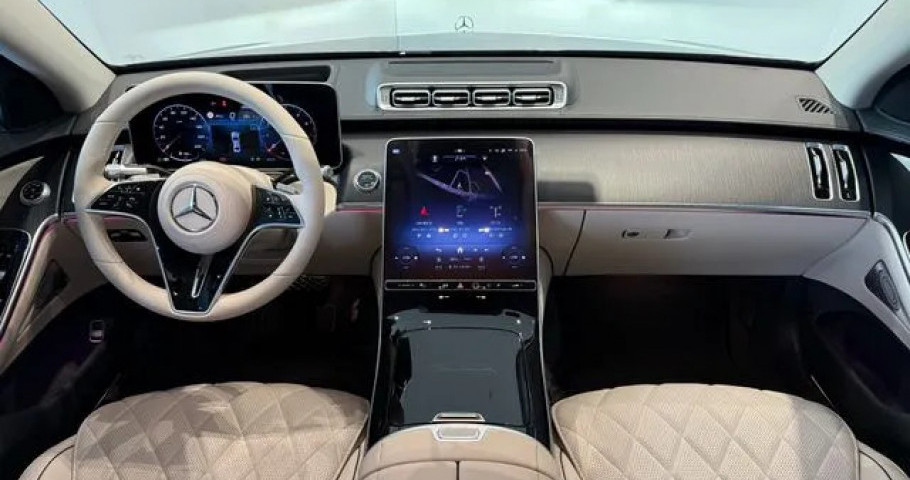 Mercedes-Benz S-Class 