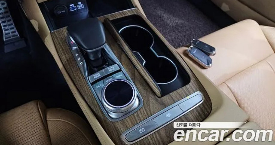 Kia K9 