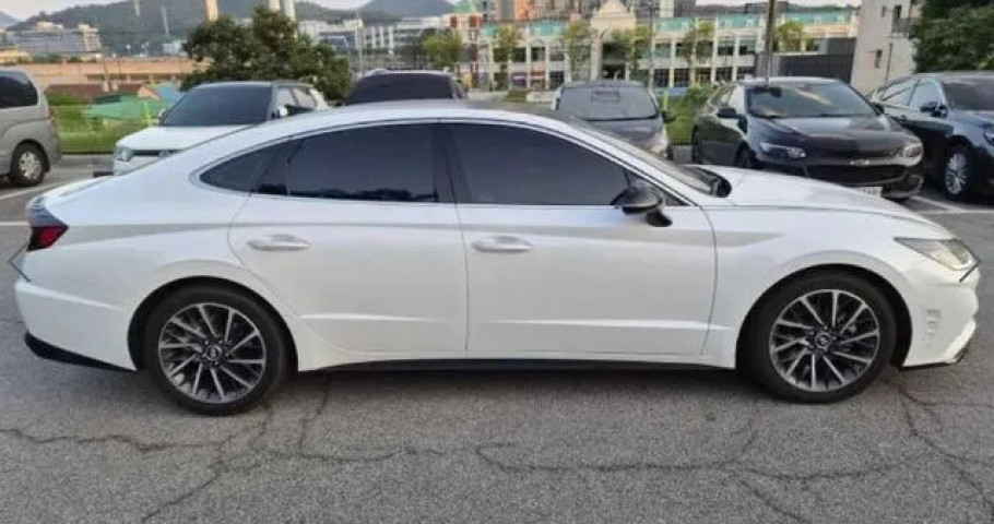 Hyundai Sonata 