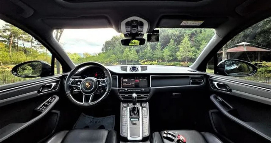 Porsche Macan 