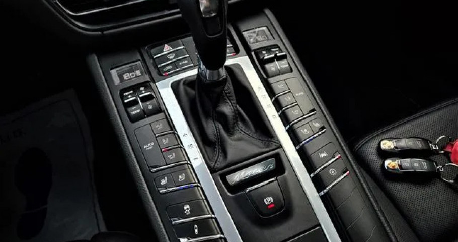 Porsche Macan 
