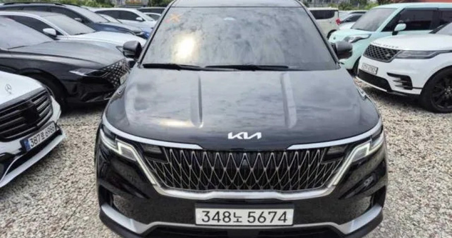 Kia Carnival 