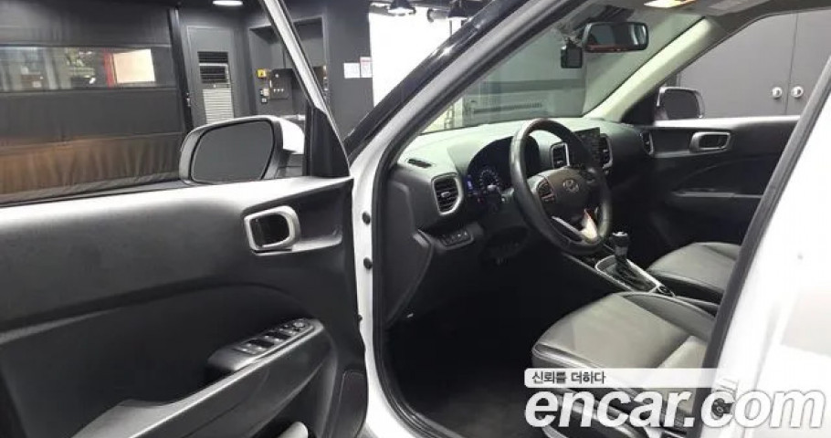 Hyundai Venue 