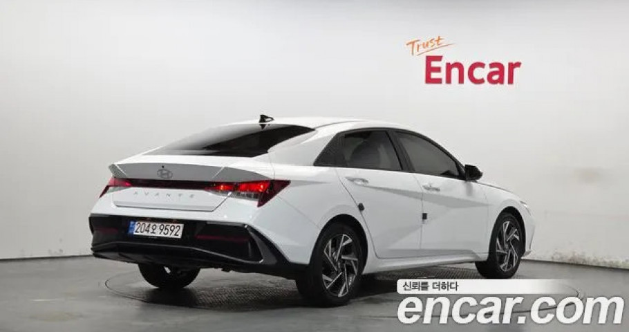 Hyundai Avante (Elantra) 