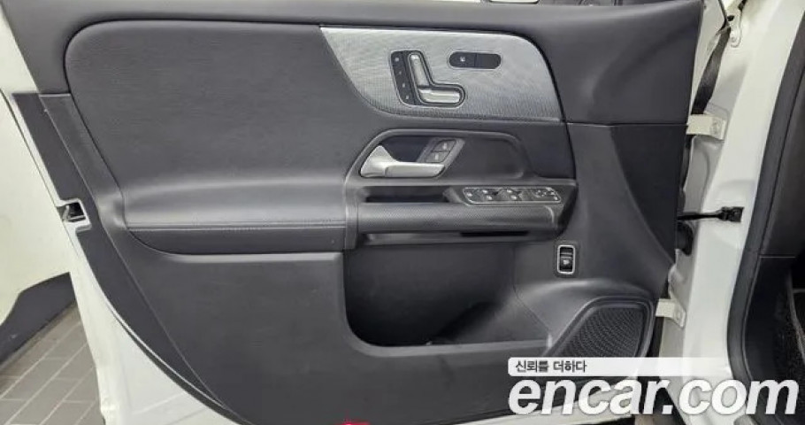Mercedes-Benz Glb-Class 