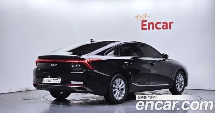 Kia K8 