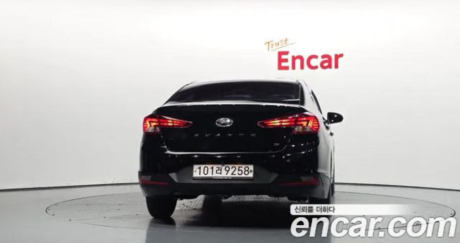 Hyundai Avante (Elantra) 