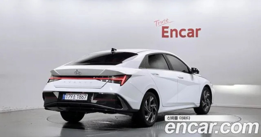 Hyundai Avante (Elantra) 