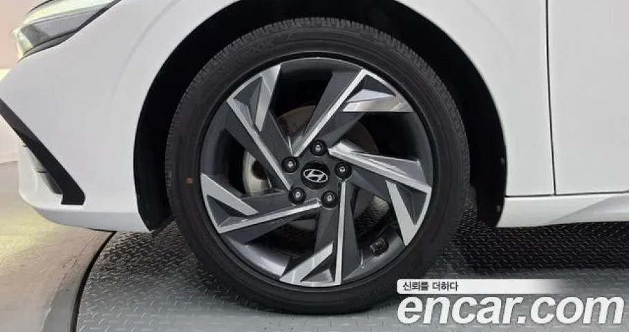 Hyundai Avante (Elantra) 
