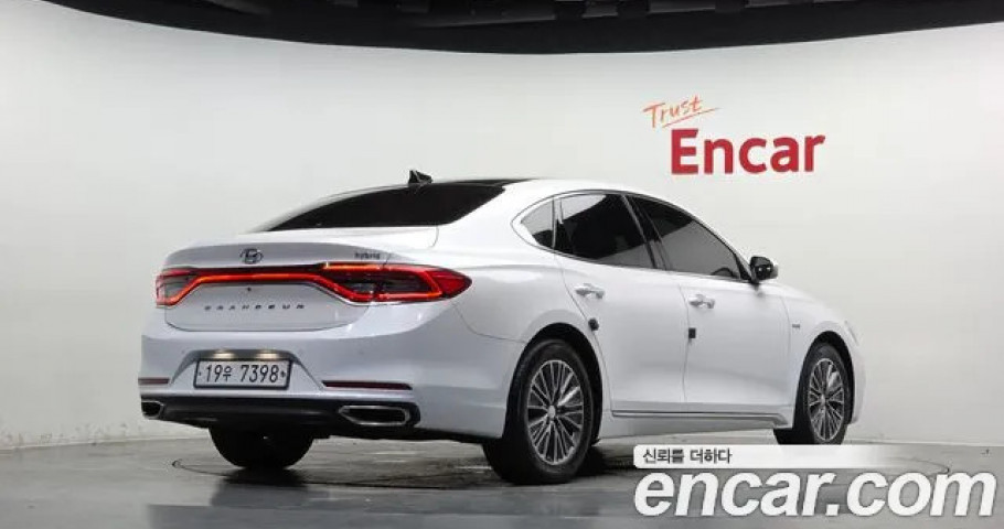 Hyundai Grandeur 
