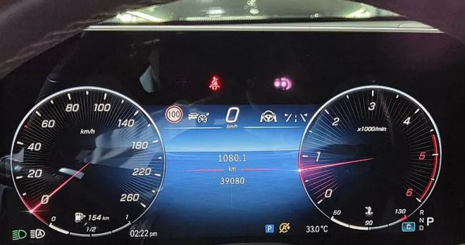 Mercedes-Benz S-Class 